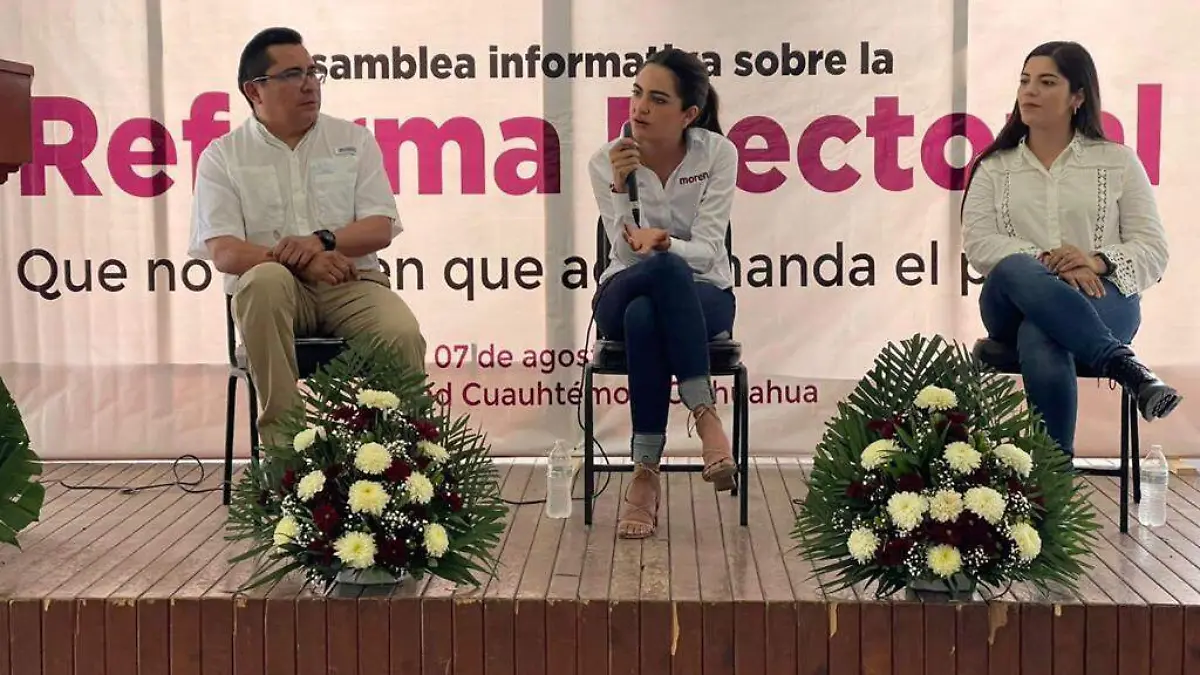 andrea chavez en asamblea